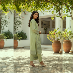 Embroidred Lawn Three Piece Suit With chiffon Dupatta