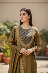 Shabnam organza Three Piece Suit With Shabnam organza dupatta